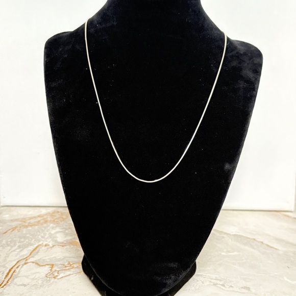 Jewelry - Sterling silver 925 long Sleek Silver Necklace for Women